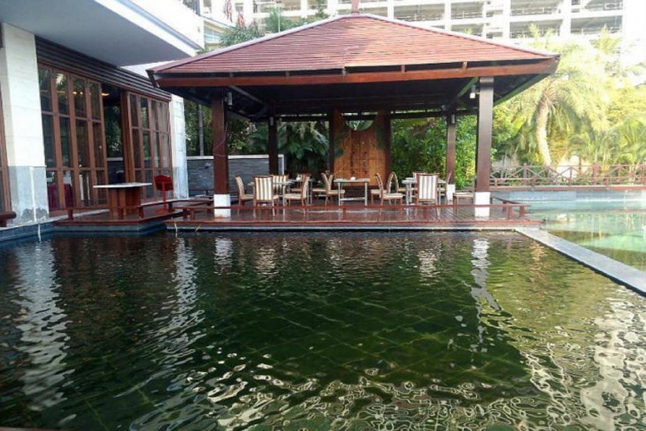 Marina Spa Hotel Sanya Exterior photo