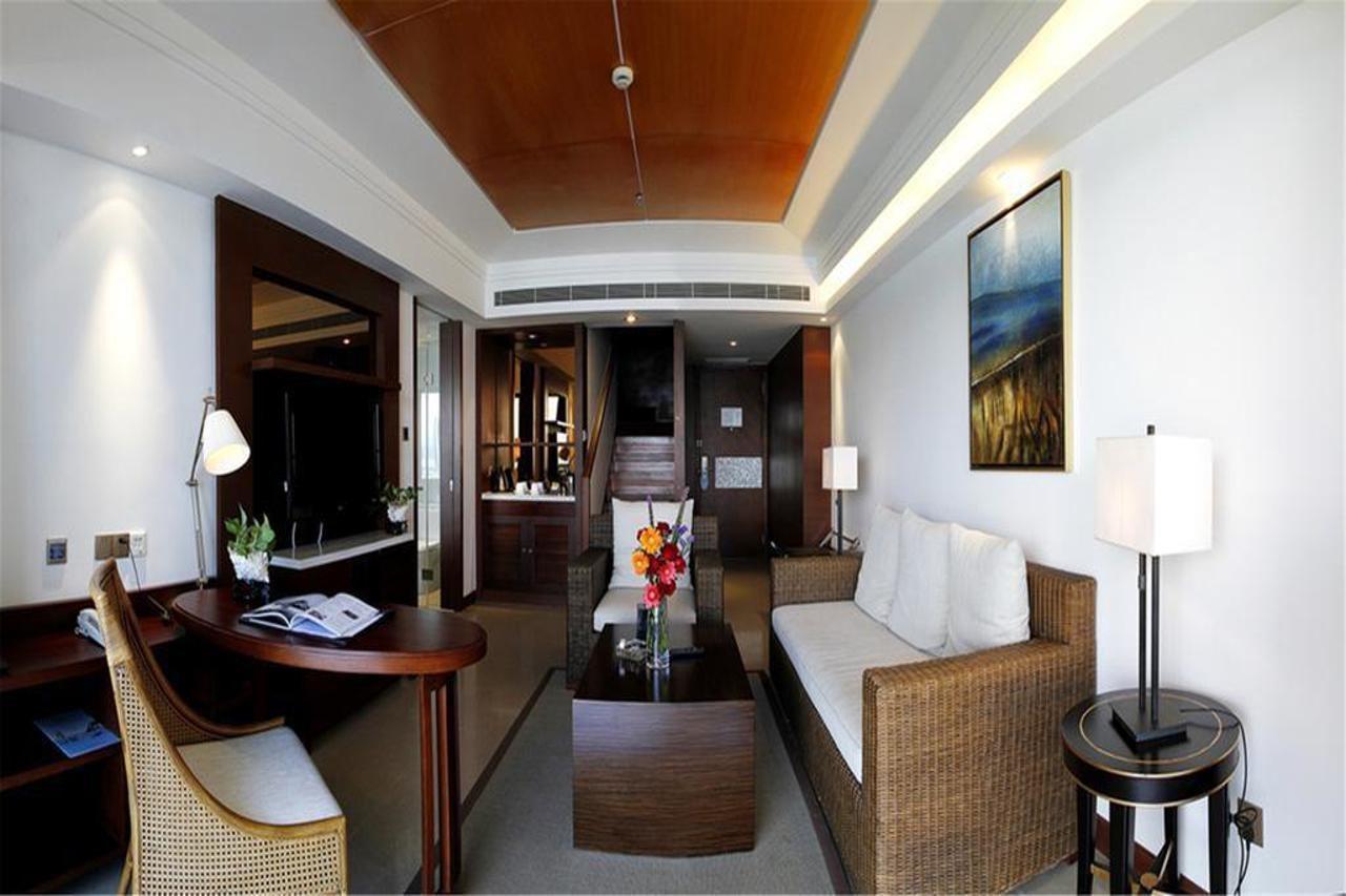 Marina Spa Hotel Sanya Exterior photo