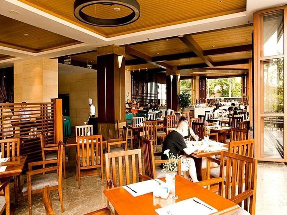 Marina Spa Hotel Sanya Exterior photo
