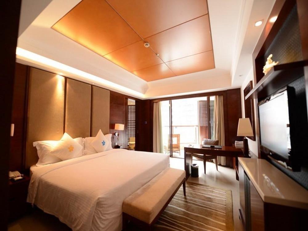 Marina Spa Hotel Sanya Exterior photo