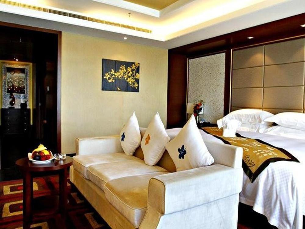 Marina Spa Hotel Sanya Exterior photo
