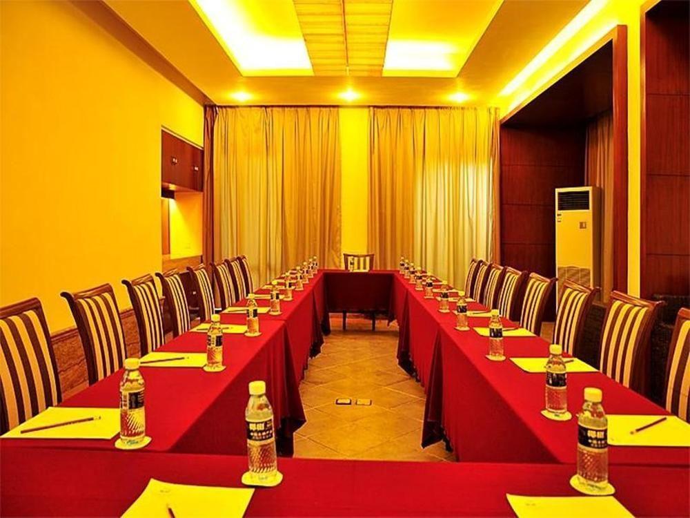 Marina Spa Hotel Sanya Exterior photo