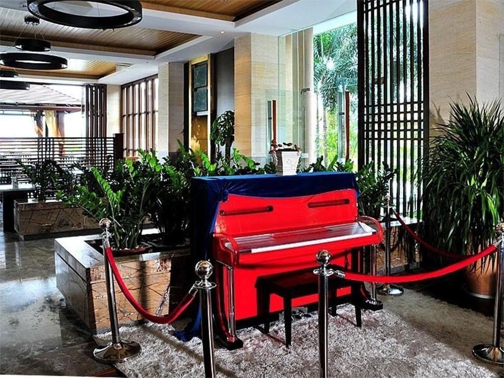 Marina Spa Hotel Sanya Exterior photo